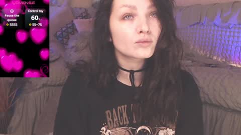 Snapshot of britneybarker chatting on February 5, 2025, 1:37 am britneybarker online show from February 5, 2025, 1:37 am