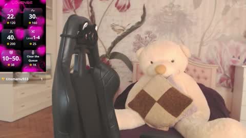 Snapshot of britneybarker chatting on November 29, 2025, 2:58 am britneybarker online show from November 29, 2025, 2:58 am