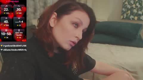 britneybarker online show from June 18, 2026, 4:22 pm