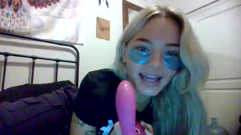 Snapshot of britneycherry08 chatting on July 30, 2026, 11:15 pm britneycherry08 online show from July 30, 2026, 11:15 pm