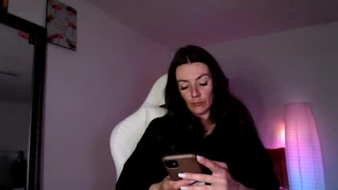 Britney online show from April 27, 2026, 7:06 am