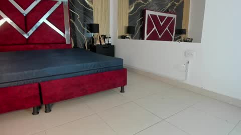 BritneySweet  online show from October 8, 2025, 9:23 pm