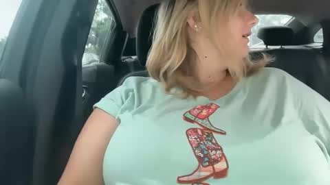 Snapshot of brittanywantsu chatting on June 9, 2026, 4:29 pm brittanywantsu online show from June 9, 2026, 4:29 pm