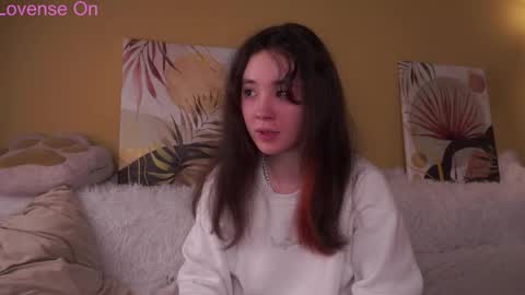 Snapshot of britthe chatting on June 6, 2026, 3:06 pm Lina online show from June 6, 2026, 3:06 pm