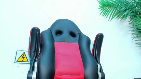 BRIYIT     online show from December 11, 2024, 4:53 pm