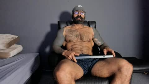 Snapshot of brockhurn_ chatting on May 9, 2026, 1:55 am brockhurn_ online show from May 9, 2026, 1:55 am