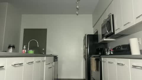 Brody Biggs online show from October 3, 2025, 1:02 am