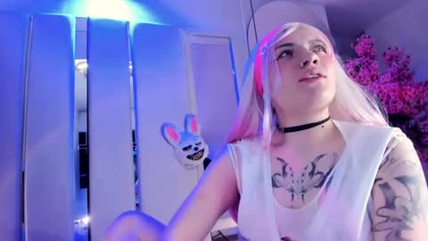 Snapshot of broklin_white23 chatting on June 6, 2026, 2:00 pm online show from June 6, 2026, 2:00 pm