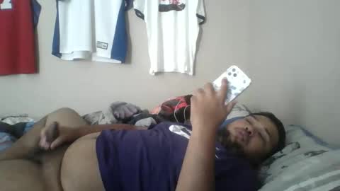 Snapshot of bronxforlife chatting on January 3, 2025, 6:57 pm bronxforlife online show from January 3, 2025, 6:57 pm