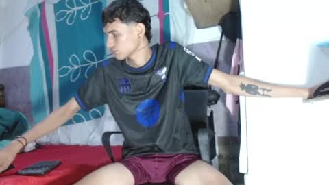 brook_17 online show from April 18, 2026, 12:03 am