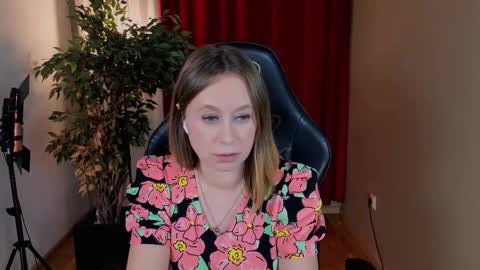 Snapshot of brooke_evans_ chatting on October 29, 2025, 12:46 am Brooke online show from October 29, 2025, 12:46 am