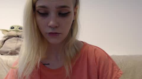 brookewylde_20 online show from April 1, 2026, 3:20 pm
