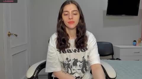 Snapshot of broosnica1 chatting on December 17, 2025, 7:14 am broosnica1 online show from December 17, 2025, 7:14 am