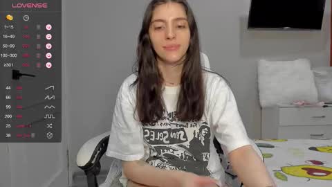 Snapshot of broosnica1 chatting on March 7, 2026, 9:06 am broosnica1 online show from March 7, 2026, 9:06 am