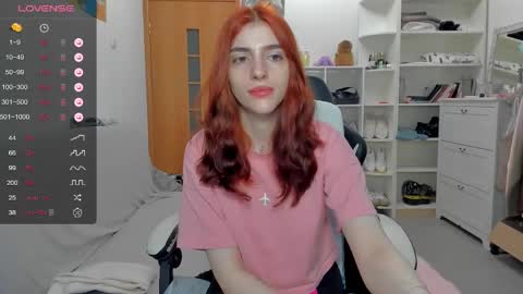 Snapshot of broosnica1 chatting on June 3, 2026, 7:44 am broosnica1 online show from June 3, 2026, 7:44 am