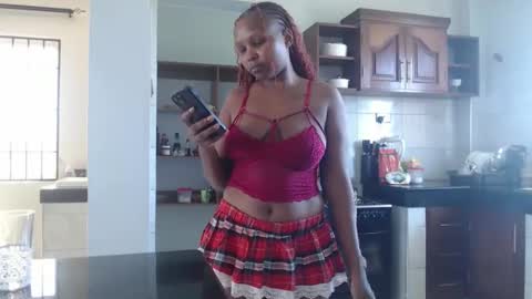 bella online show from February 3, 2026, 10:42 am