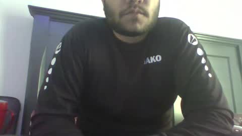 Snapshot of brownhunk698 chatting on February 4, 2025, 10:32 am brownhunk698 online show from February 4, 2025, 10:32 am