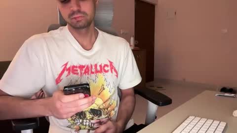 Snapshot of brownmeverick chatting on February 8, 2026, 6:55 pm brownmeverick online show from February 8, 2026, 6:55 pm