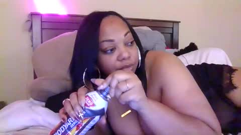 brownroundrenee online show from October 28, 2025, 10:08 am