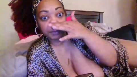 brownroundrenee online show from July 4, 2026, 11:05 am
