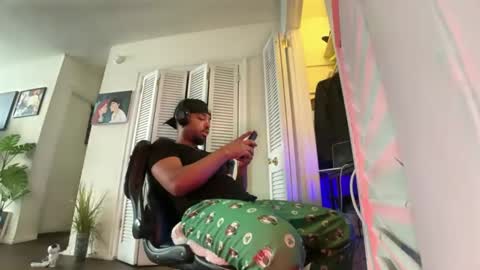 Brownskinshortyy online show from April 1, 2026, 2:58 pm