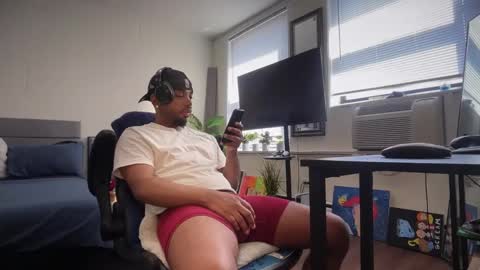 Brownskinshortyy online show from May 4, 2026, 3:41 pm