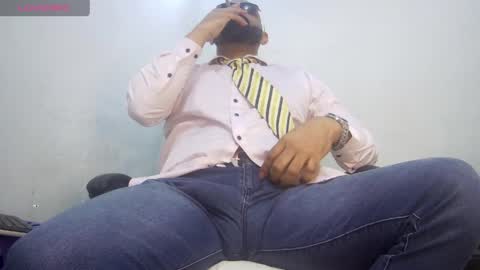 Snapshot of bruce_bigg chatting on May 9, 2026, 4:12 pm Bruce online show from May 9, 2026, 4:12 pm