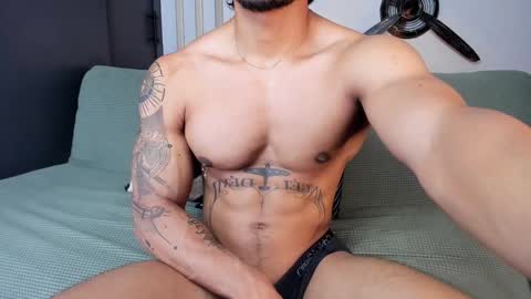 Snapshot of bruce_roldan chatting on December 9, 2024, 2:24 am bruce roldan online show from December 9, 2024, 2:24 am