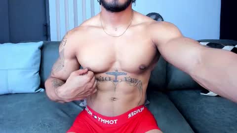 Snapshot of bruce_roldan chatting on November 13, 2025, 5:56 pm bruce roldan online show from November 13, 2025, 5:56 pm