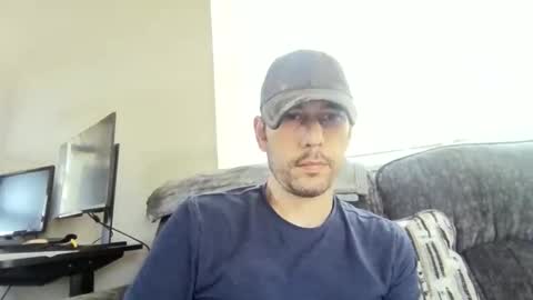 Snapshot of brucebanner081 chatting on May 12, 2026, 7:33 pm Bruce online show from May 12, 2026, 7:33 pm