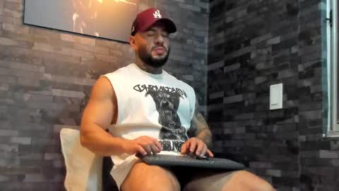 brucedallas online show from May 15, 2026, 11:34 pm