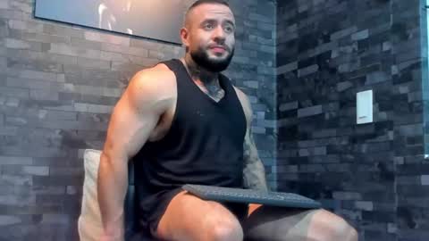Snapshot of brucedallas chatting on July 17, 2026, 12:06 am brucedallas online show from July 17, 2026, 12:06 am