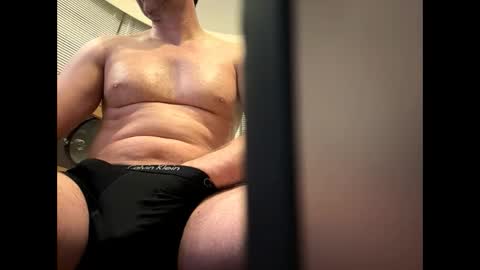 brucelogan80 online show from May 21, 2026, 11:56 pm