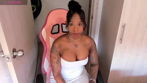 Snapshot of brunettklaryss chatting on January 12, 2025, 4:50 pm Brenda online show from January 12, 2025, 4:50 pm