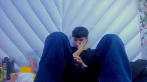 Snapshot of bruno_cruz chatting on November 30, 2025, 4:49 am Bruno Cruz online show from November 30, 2025, 4:49 am