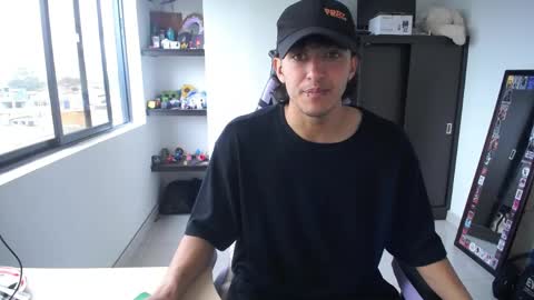 Snapshot of bruno_santos1 chatting on May 3, 2026, 2:56 pm Bruno online show from May 3, 2026, 2:56 pm