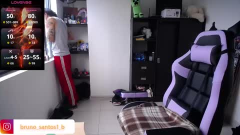 Snapshot of bruno_santos1 chatting on May 5, 2026, 1:08 pm Bruno online show from May 5, 2026, 1:08 pm