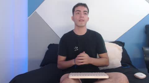 Snapshot of bruno_steel1 chatting on December 2, 2025, 1:39 pm Bruno online show from December 2, 2025, 1:39 pm