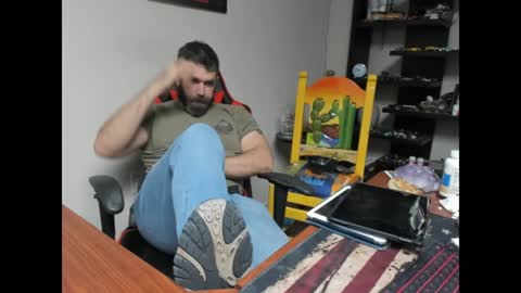 Snapshot of brutalmaster1983 chatting on January 16, 2025, 8:14 pm BRUTALMASTER1983 online show from January 16, 2025, 8:14 pm