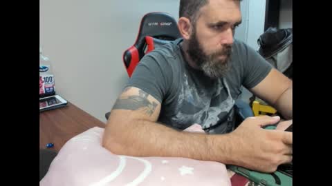 Snapshot of brutalmaster1983 chatting on October 2, 2025, 7:10 pm BRUTALMASTER1983 online show from October 2, 2025, 7:10 pm