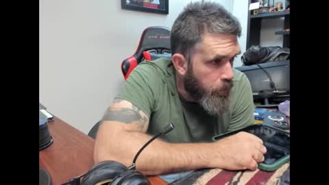 Snapshot of brutalmaster1983 chatting on October 11, 2025, 4:33 am BRUTALMASTER1983 online show from October 11, 2025, 4:33 am