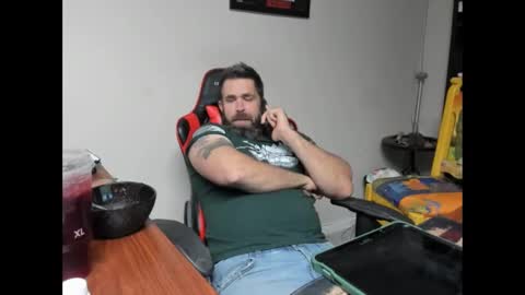 Snapshot of brutalmaster1983 chatting on November 5, 2025, 7:47 pm BRUTALMASTER1983 online show from November 5, 2025, 7:47 pm