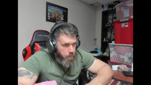 Snapshot of brutalmaster1983 chatting on May 3, 2026, 5:24 am BRUTALMASTER1983 online show from May 3, 2026, 5:24 am