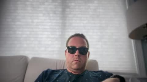 Snapshot of brwrhc87 chatting on July 21, 2026, 6:21 pm brwrhc87 online show from July 21, 2026, 6:21 pm