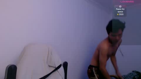 bryamado online show from April 30, 2026, 10:54 am
