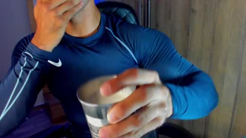 Snapshot of bryan_boy_ chatting on January 24, 2025, 2:39 am bryan online show from January 24, 2025, 2:39 am