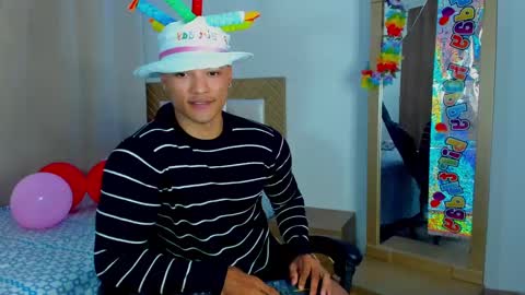 Snapshot of bryan_boy_ chatting on February 25, 2025, 1:20 am bryan online show from February 25, 2025, 1:20 am