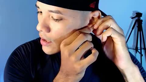 Snapshot of bryan_boy_ chatting on October 5, 2025, 2:43 am bryan online show from October 5, 2025, 2:43 am