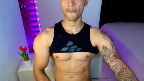 Snapshot of bryan_boy_ chatting on November 14, 2025, 10:51 pm bryan online show from November 14, 2025, 10:51 pm