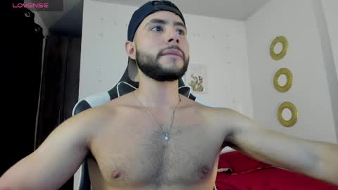 Snapshot of bryan_oficials chatting on May 3, 2026, 11:22 pm bryan_oficials online show from May 3, 2026, 11:22 pm